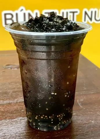 Hình ảnh trà bí đao hạt chia sương sáo 