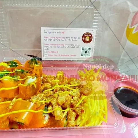 Hình ảnh Bánh tráng cuốn bơ béo trứng lòng đào