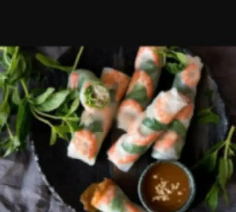 Hình ảnh Gỏi cuốn tôm tươi - 2 cuốn