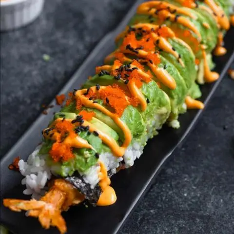 Hình ảnh Green Dragon Roll