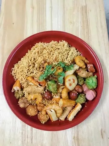 Hình ảnh Mì trộn full topping