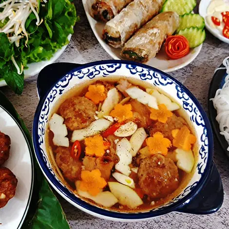 Hình ảnh Bún chả đặc biệt nhiều nem