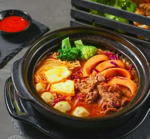 Hình ảnh Mì Lẩu Thái Bò 
