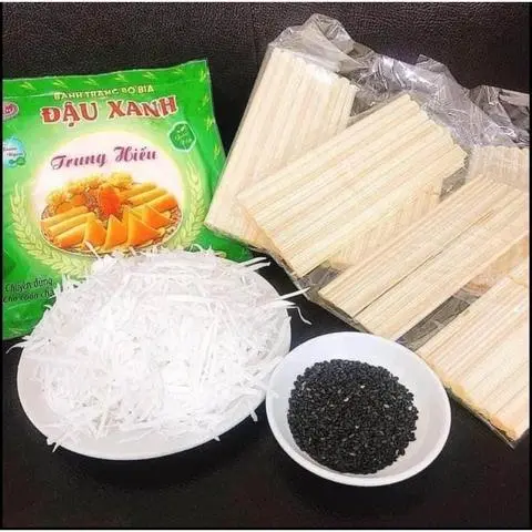 Hình ảnh 1 set bò bía ngọt kèm dừa 