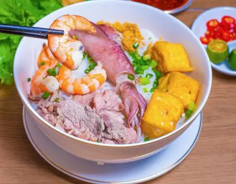 Hình ảnh bún thái đặc biệt