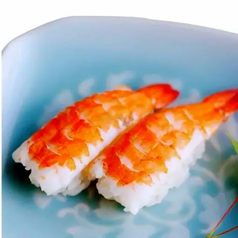 Hình ảnh Sushi Tôm Sú