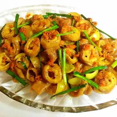 Hình ảnh Lòng Xào Nghệ Xúc Bánh Tráng