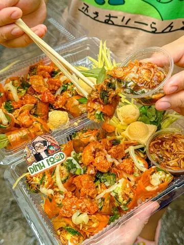 Hình ảnh Bánh tráng cuộn đặc biệt