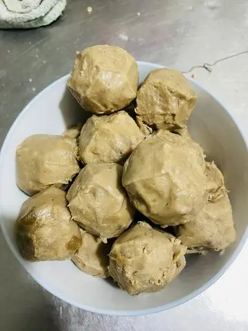 Hình ảnh bò viên ( 2 cục)