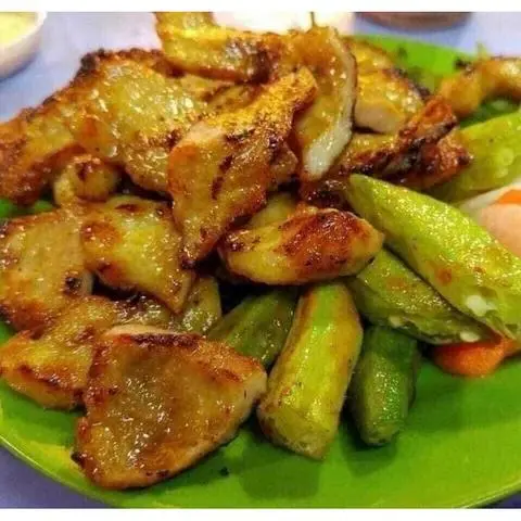 Hình ảnh Vú heo nướng chao