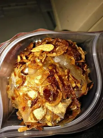 Hình ảnh Bánh Tráng Dẻo Trộn SaTế Hành Phi