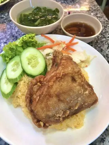 Hình ảnh Cơm má gà