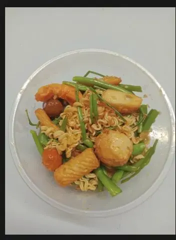 Hình ảnh Mì Trộn Combo Cá Viên Chiên Nước Mắm 1