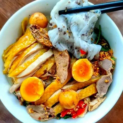 Hình ảnh Bánh ướt full topping
