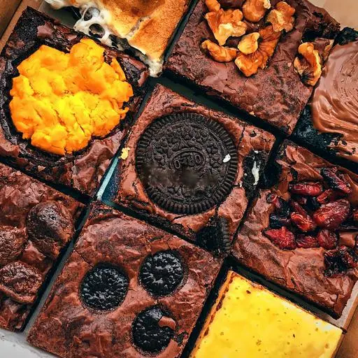 Hình ảnh Hộp 8 brownies tuỳ chọn