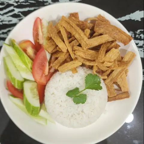 Hình ảnh Cơm Sườn Non+ Canh Thập Câm
