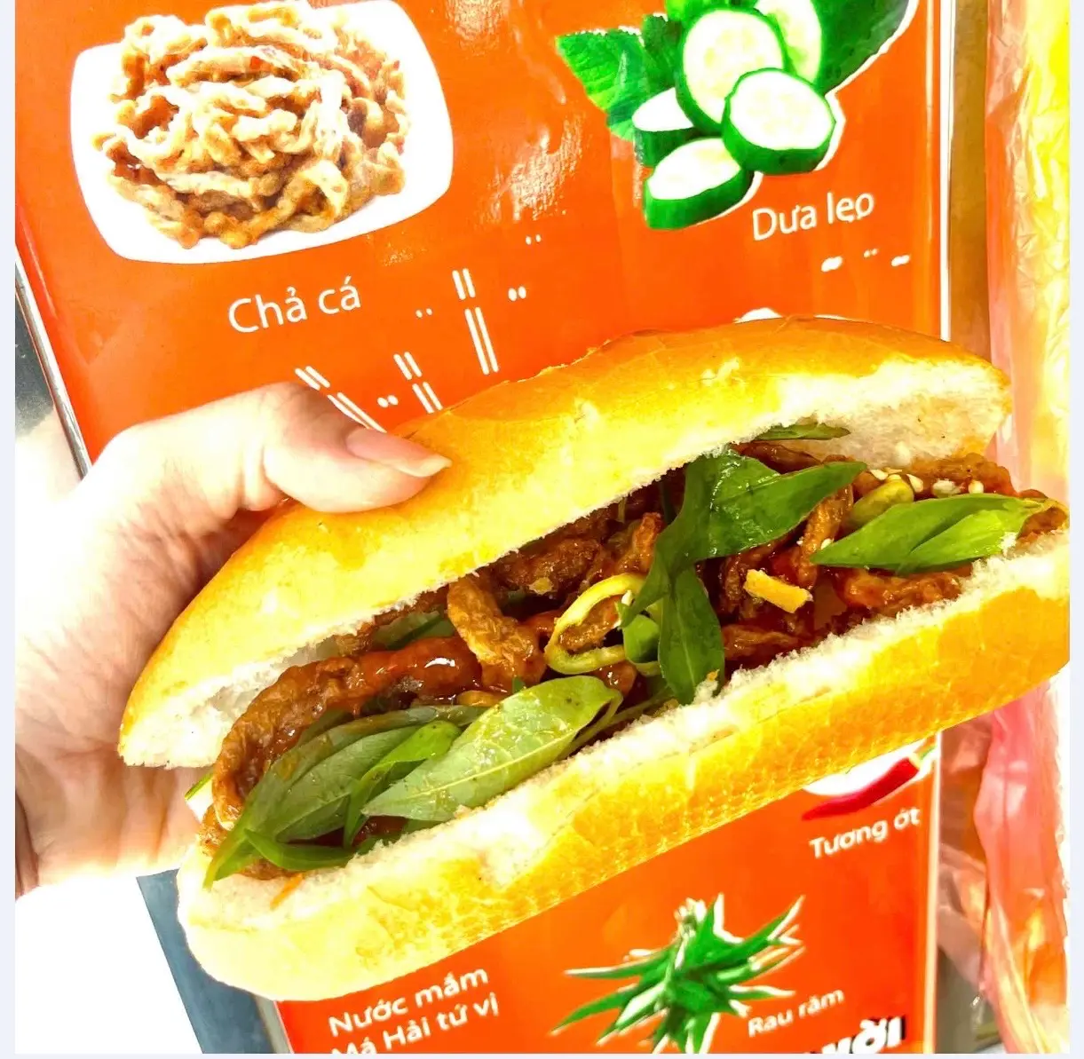 Hình ảnh Bánh mì chả cá