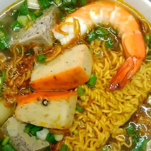 Hình ảnh Mì gói thập cầm + 1 chai coca