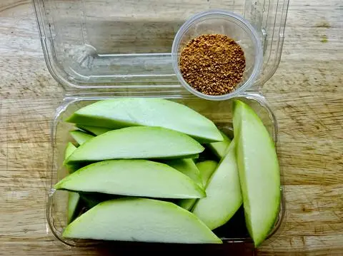 Hình ảnh Xoài sống - mango (~300gr)