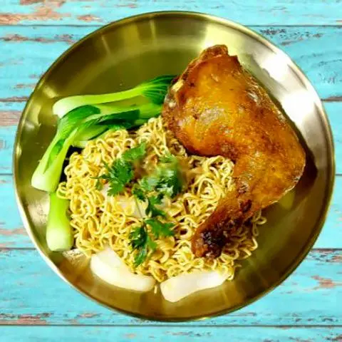 Hình ảnh Mì Khô Gà Da Giòn Nhỏ