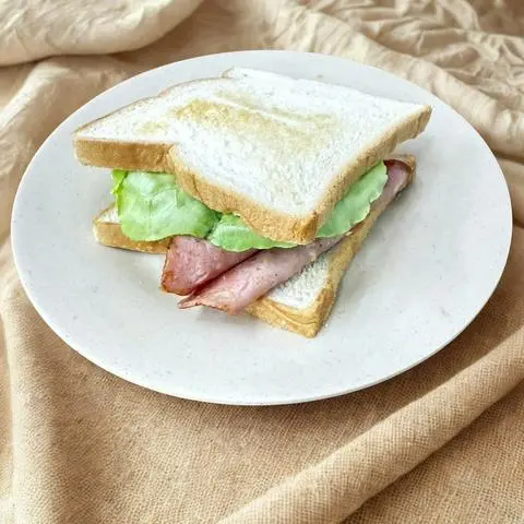 Hình ảnh Sandwich Dăm Bông 火腿三明治