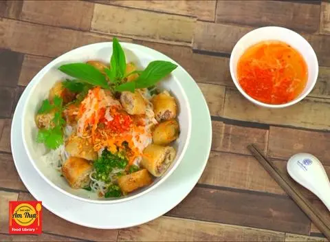 Hình ảnh Bún chả giò thập cẩm - Coca chai/ Pepsi