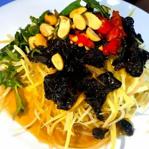 Hình ảnh Gỏi Khô Bò