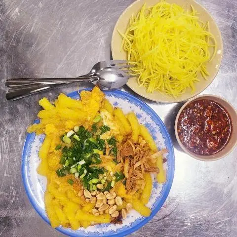 Hình ảnh nui chiên 3 trứng
