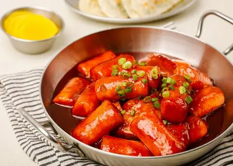 Hình ảnh Tokbokki thập cẩm