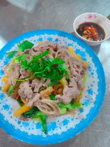 Hình ảnh Nui Xào Bò
