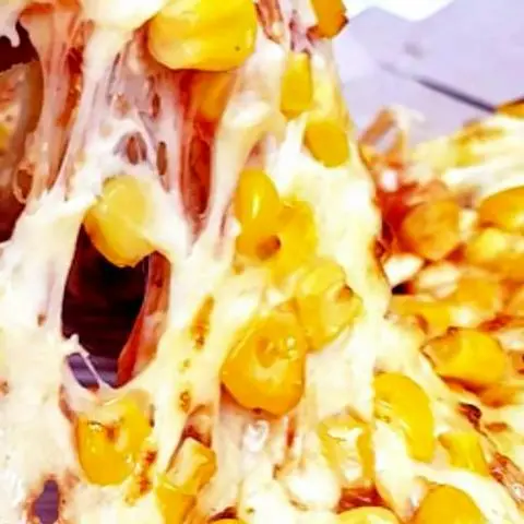 Hình ảnh Pizza phô mai bắp