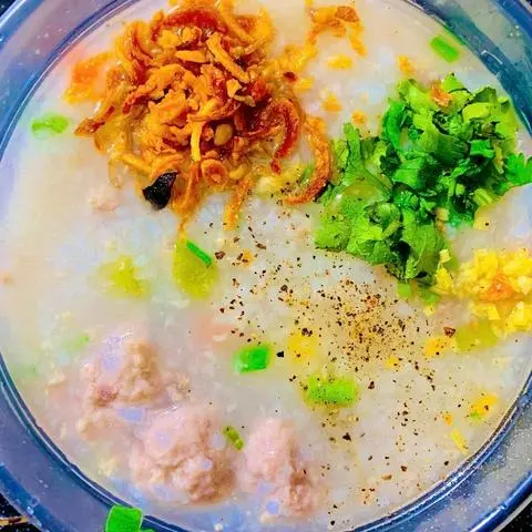Hình ảnh Cháo rau củ + bò bằm( size lớn)