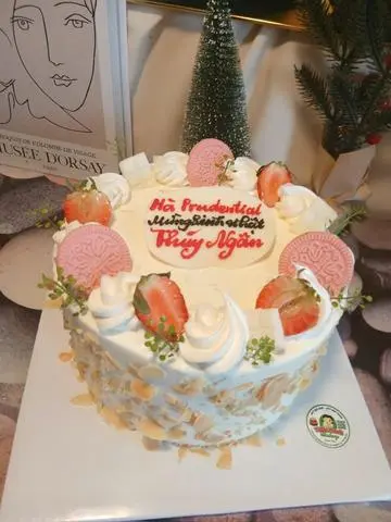 Hình ảnh Bánh kem bắp 16cm ( mẫu ngẫu nhiên)