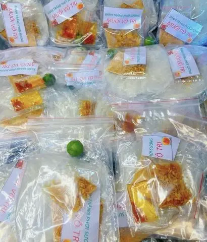 Hình ảnh Bánh Tráng Muối Vô Tri
