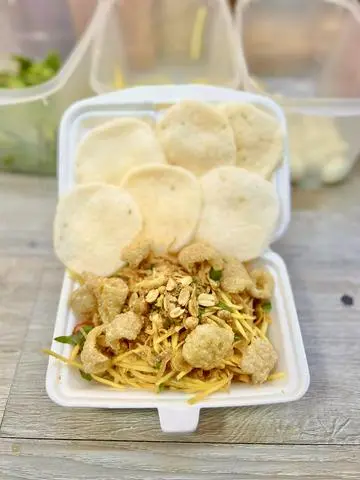 Hình ảnh Gỏi Xoài Da Heo Bánh Phồng