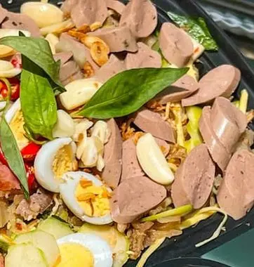 Hình ảnh Chả Bò Trộn + Phồng tôm