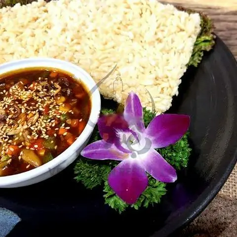 Hình ảnh Cơm Cháy Nấm Mối Xốt Tứ Xuyên