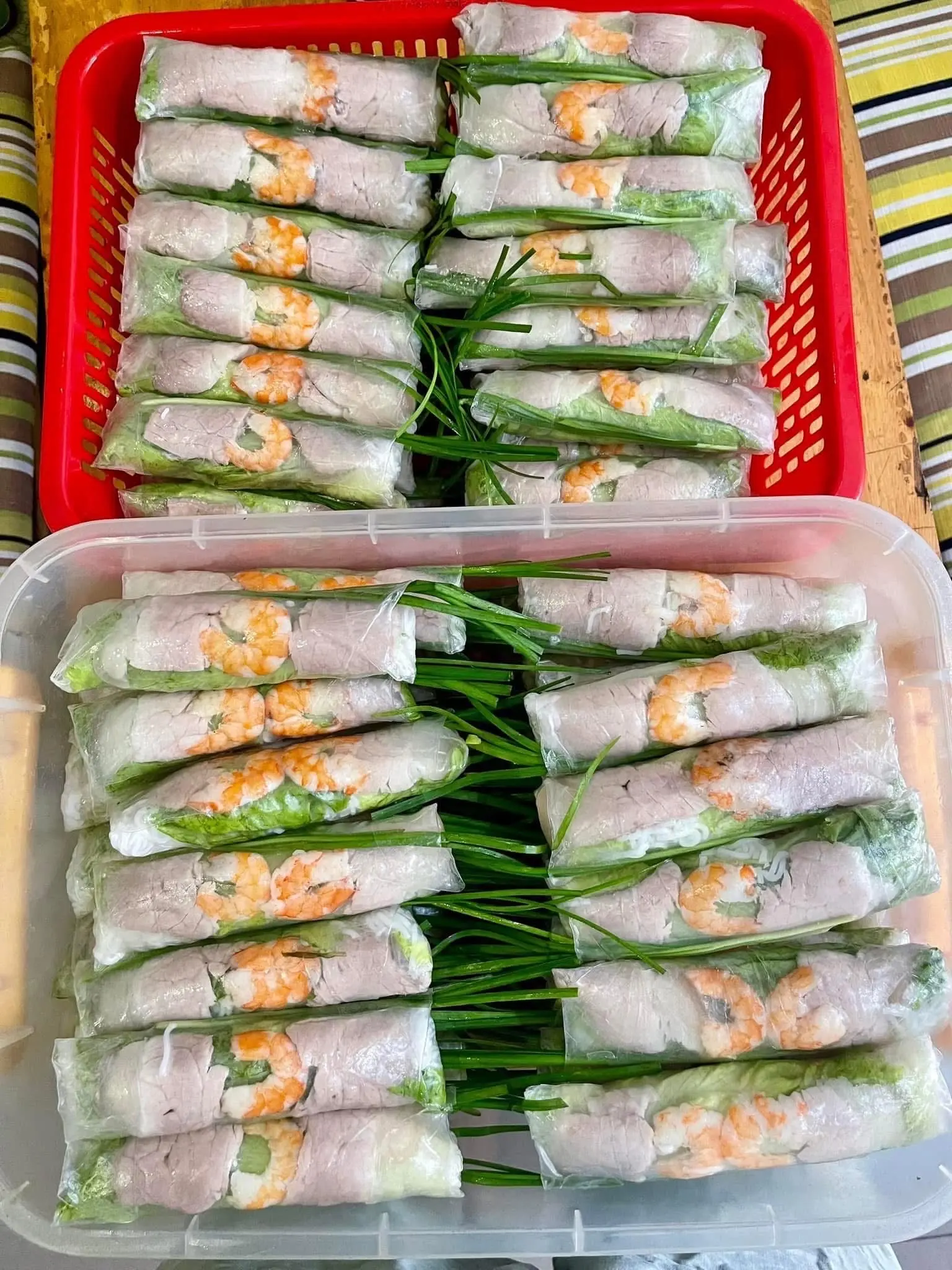 Hình ảnh Gỏi cuốn tôm thịt - mắm nếm (5 cuốn) 