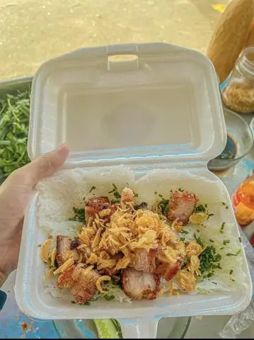 Hình ảnh Bánh Hỏi Heo Quay
