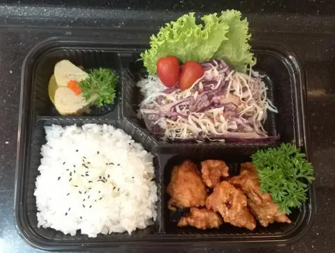 Hình ảnh Cơm gà chiên giòn
