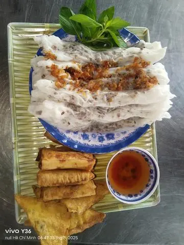 Hình ảnh Bánh cuốn nóng 