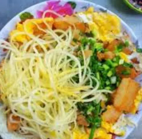 Hình ảnh Bột +nui chiên 3 trứng