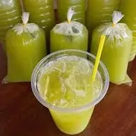 Hình ảnh Nước Mía 1 Lít Nguyên Chất Mới Ép/ Bịch 1 lít