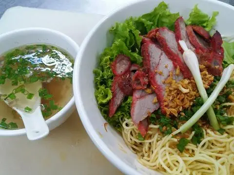 Hình ảnh Hủ tíu mì xá xíu