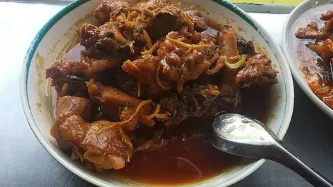 Hình ảnh Gà kho gừng