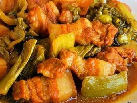 Hình ảnh Cơm Thịt Heo Kho Cải Chua