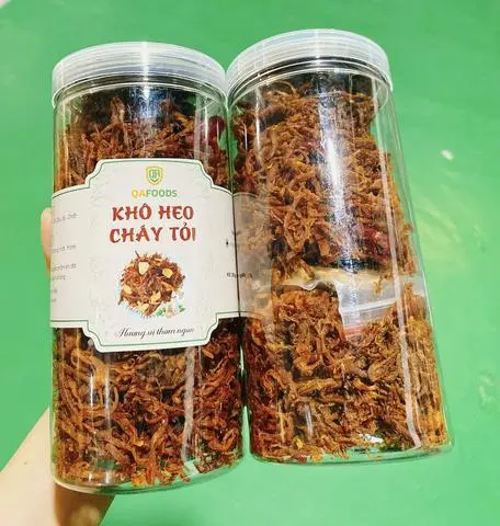 Hình ảnh Khô heo cháy tỏi/ 1hộp 300gr