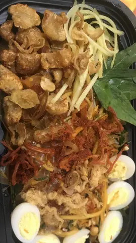 Hình ảnh Bánh tráng trộn tóp mỡ