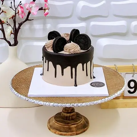 Hình ảnh Bánh Kem Sinh Nhật Bơ NewZealand 12cm Nâu Socola Oreo