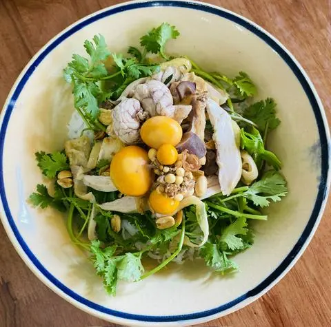 Hình ảnh Phở trộn đặc biệt